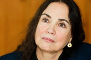 Regina Duarte é obrigada pela justiça a se retratar publicamente. Veja!