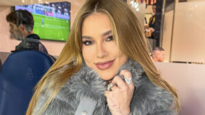 Virginia surge com look impecável para ver jogo do namorado em Madrid