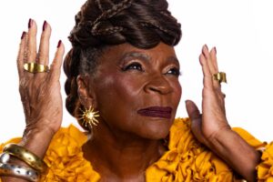 Zezé Motta comanda a nova temporada do ‘Especial Mulher Negra’ no E! Entertainment