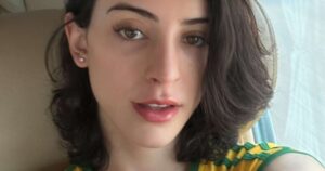 Bella Longuinho revela novos glúteos após transição de gênero e impressiona; veja o antes e depois