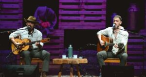 Ex-The Voice Brasil, Neto & Felipe transformam a experiência no reality em projetos autorais