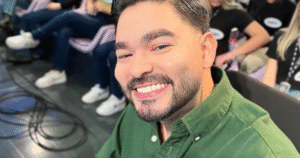 Bye, Brasil! Yudi Tamashiro encara viagem de 32 horas com filho de 8 meses