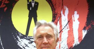 Ator que viveu 007 uma única vez está aposentado do cinema