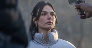 Ísis Valverde é indicada ao Framboesa de Ouro como Pior Atriz por filme com Sylvester Stallone