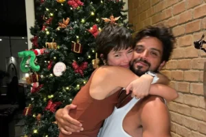 Rodrigo Simas encanta com declaração para Agatha Moreira: ‘É um privilégio’