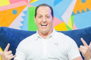 Benjamin Back deve assumir novo esportivo diário do SBT