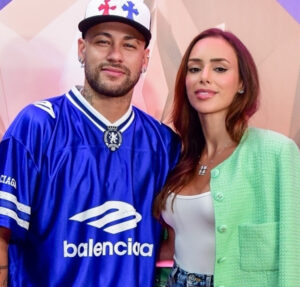 Bruna Biancardi se diverte com Neymar Jr. e Mavie: Dois falsinhos