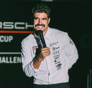 Caio Castro estreia novo programa de esporte na TV Globo sobre automobilismo