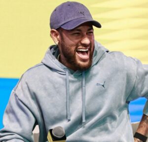 Amor pelo papai! Mavie diz que Neymar Jr. é mais legal que Bruna Biancardi e diverte web