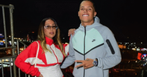 Valesca Popozuda rebate comentário sobre filho ter ‘cara de motoboy’: ‘Qual o problema?’