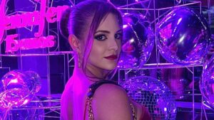 Ex-Chiquitita, Renata Del Bianco, revela ter vivido romance secreto com cantor queridinho do Brasil