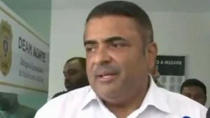 Pai de João Lima pede perdão à nora agredida pelo cantor