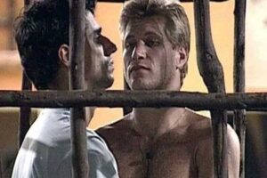 BBB26: Alberto Cowboy ficou em ‘jaula’ e quebrou o seu próprio recorde no reality