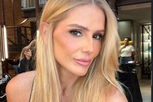 Deborah Secco revela momento marcante após 10 anos: “Conheci uma nova Deborah”