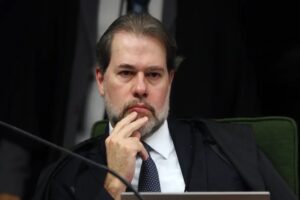 Dias Toffoli toma medida drástica em caso do Banco Master no STF