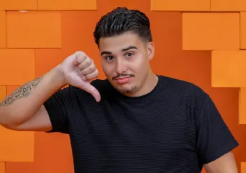 Ex-BBB 26 Pedro dá entrada em clínica psiquiátrica e é flagrado amarrado antes da internação; veja imagens