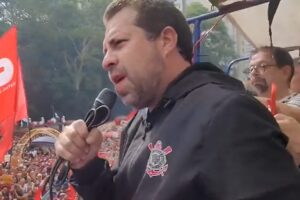 Boulos choca em vídeo: “Os bancos tomam o seu salário”