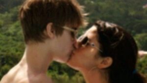 Justin Bieber curte comentário em foto com Selena Gomez e agita as redes sociais