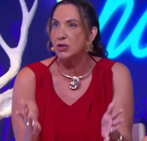 Margareth Serrão, mãe de Virginia Fonseca, se pronuncia sobre acidente de carro e agradece mensagens de carinho