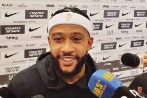 Memphis Depay vai deixar o Corinthians após a Copa do Mundo