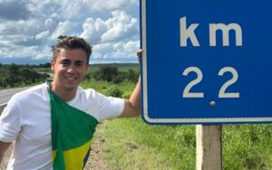 Nikolas Ferreira escreve carta aberta sobre caminhada: “Dever”