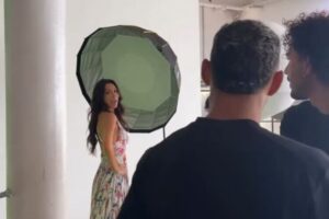 Pétala Barreiros fica envergonhada após surpresa de Matheuzinho, do Corinthians