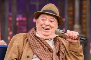 Raul Gil confirma retorno triunfal após um ano fora da TV