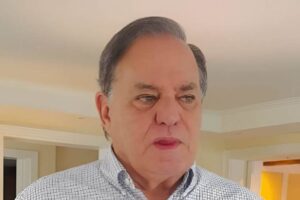 “Me senti muito desconfortável”, dispara Ronnie Von sobre seu pedido de desligamento da RedeTV!