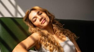 Stefani Mota reflete sobre o papel da mulher no audiovisual: ‘Levo junto tudo o que sou’