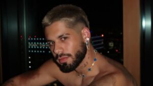 Zé Felipe tem complicação de saúde após acidente doméstico; saiba o estado de saúde do cantor