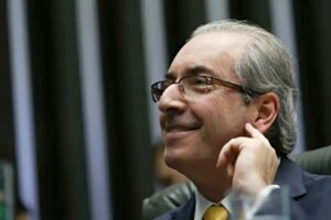 O homem voltou: Cunha se une com a Jovem Pan e mira no público evangélico