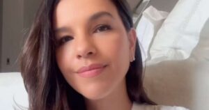 Mariana Rios surpreende ao mostrar foto raríssima do rostinho do filho