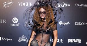 Gabriela Loran no Baile da Vogue 2026: descobrimos o perfume da atriz de ‘Três Graças’ no evento carnavalesco – valor chega a R$ 766!