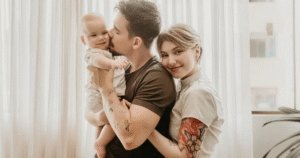 Viúvo de Isabel Veloso se pronuncia após se acusado de impedir família da influenciadora de ver o filho