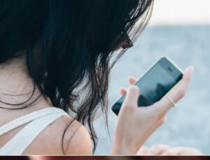 Espanha vai proibir crianças menores de 16 anos nas redes sociais