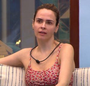 Ana Paula Renault provoca Maxiane após voltar do paredão: Teve o recado que mereceu?