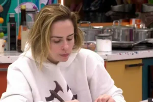 BBB 26: ‘Não tem coragem’, diz Ana Paula Renault sobre Sarah Andrade
