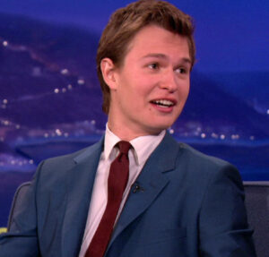 Ansel Elgort revela que virou pai: Coisa mais brilhante e feliz que já vivi