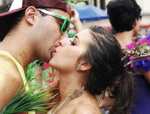 Carnaval 2026: os casais de signos que prometem faísca na folia