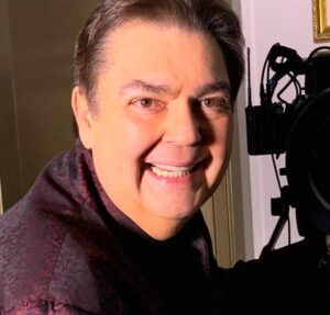 Gunes fica doente e Cemre passa a cuidar da filha. Veja o que vai rolar em Chamas do Destino nesta sexta-feira