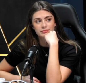 Luma Cesar, filha de Elaine Mickely e Cesar Filho, revela sexo do primeiro bebê