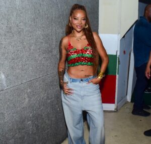 Antes de entrar no ritmo de Carnaval, Ludmilla viajará para assistir ao Super Bowl