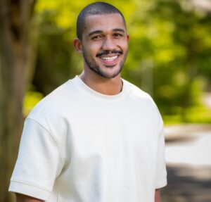 Matheus, ex-BBB26, pede desculpas por atitudes e alfineta Ana Paula Renault