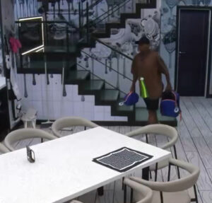 No BBB26, Edilson Capetinha arruma as malas depois de dizer que quer desistir do jogo