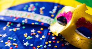 Carnaval: 5 formas de proteger seu dinheiro e celular enquanto curte a folia