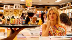 Carolina Dieckmann fala sobre sua personagem no longa “(Des)controle”, em cartaz nos cinemas