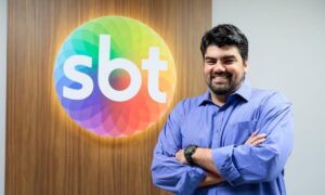André Azeredo pede demissão do SBT e aceita proposta da Record