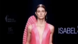 Filha de jogador de futebol morre aos 21 anos de idade e polícia investiga o caso