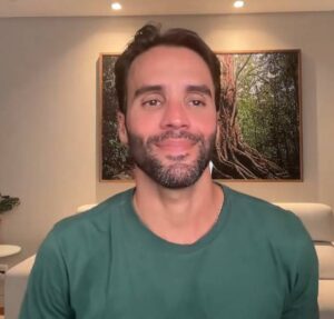 Daniel Cady homenageia filhas com Ivete Sangalo no aniversário de oito anos de idade: Hoje é dia de celebrar a vida em dobro