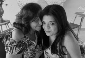 Pequena Lô lamenta a morta da avó: ‘Dia mais triste que já vivi’